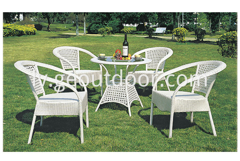 Aluminum round patio dining set